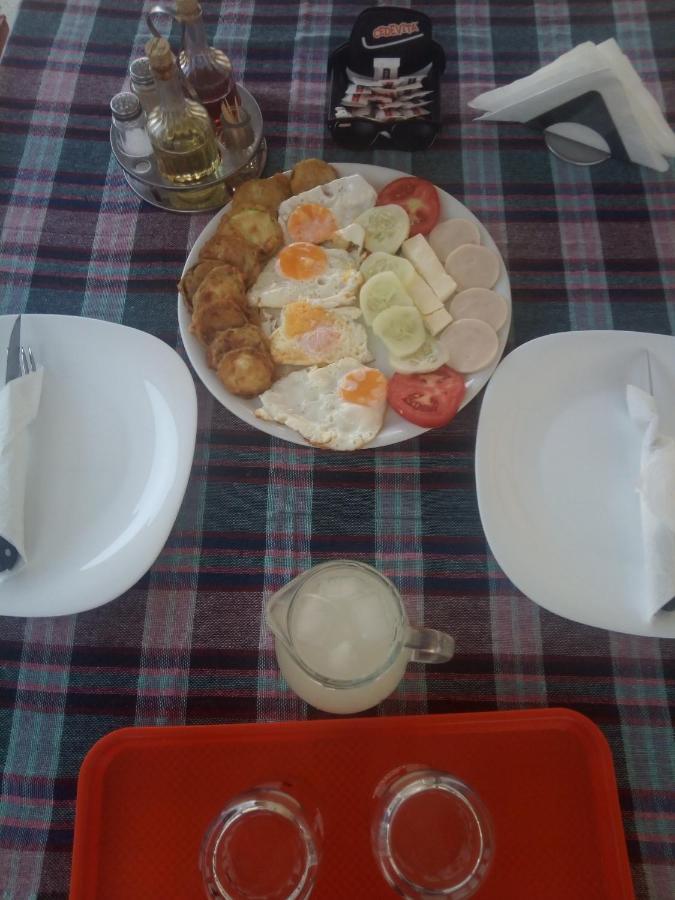 Nino Skadar Daire *